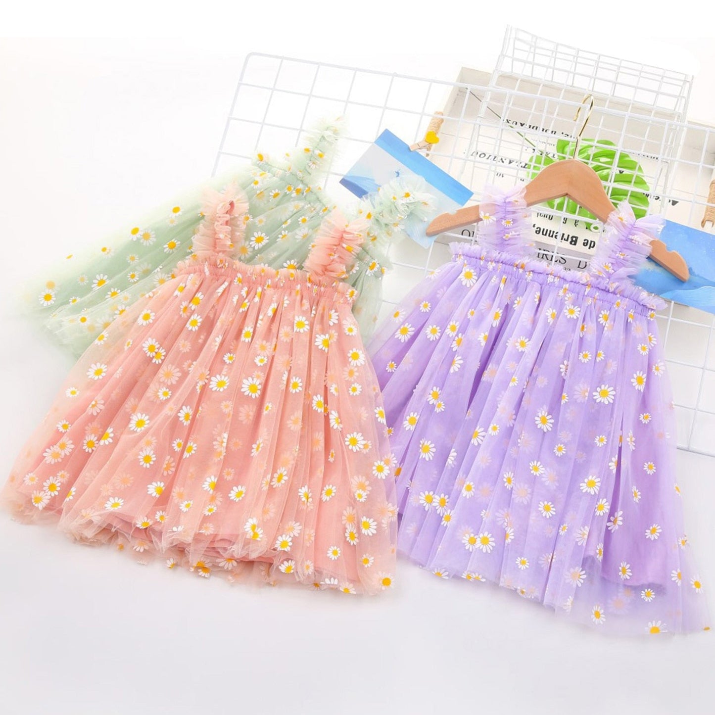 summer sleeveless daisy floral dresses