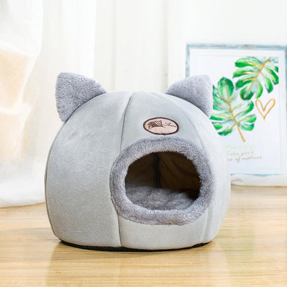 Luxurious Plush Enclosed Cat Bed