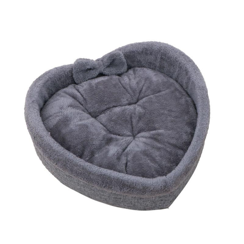 Cute Cat Bed Heart-Shaped Bed
