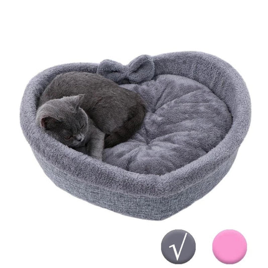 Cute Cat Bed Heart-Shaped Bed