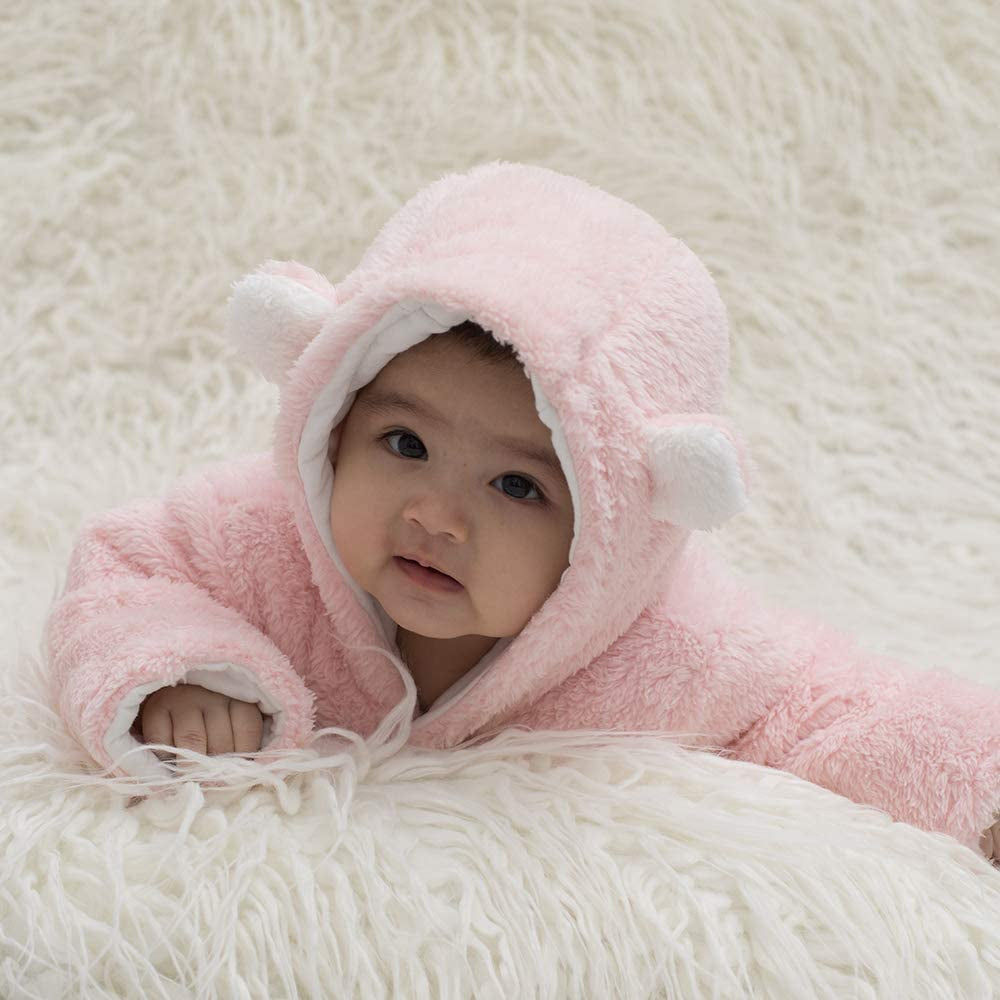 "Snuggle Up in Style: Must-Have Unisex Baby Coats and Snowsuits for a Winter Wonderland!"