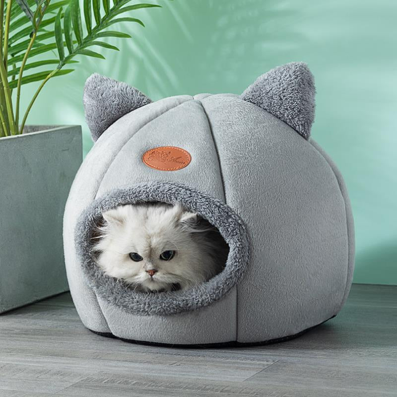 Luxurious Plush Enclosed Cat BedLuxurious Plush Enclosed Cat Bed